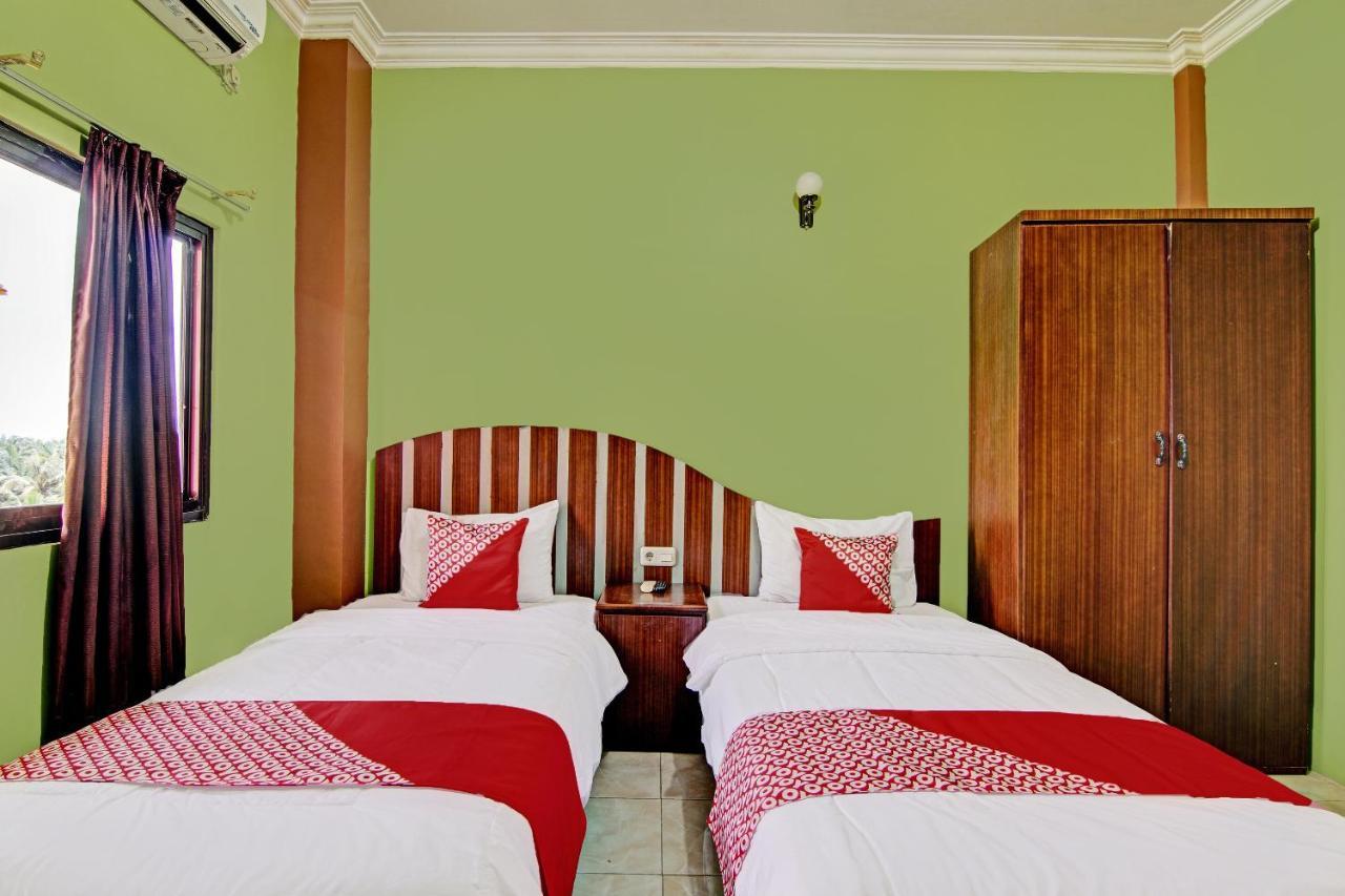 Ujunbatu Oyo 92551 Netra Hotel מראה חיצוני תמונה