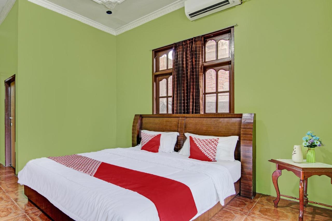 Ujunbatu Oyo 92551 Netra Hotel מראה חיצוני תמונה