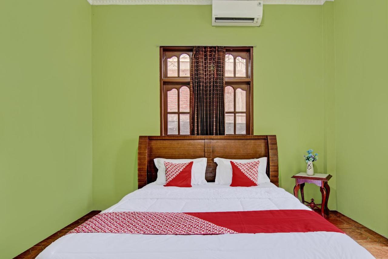 Ujunbatu Oyo 92551 Netra Hotel מראה חיצוני תמונה